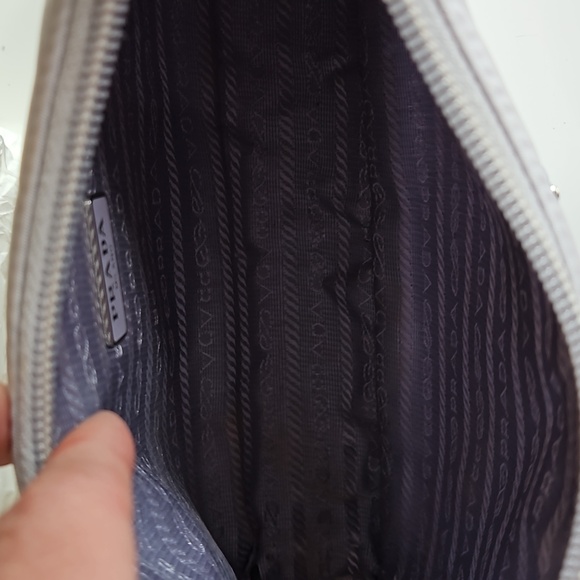 Prada Re-Nylon Re-Edition 2000 mini-bag in Wisteria - Picture 9 of 10